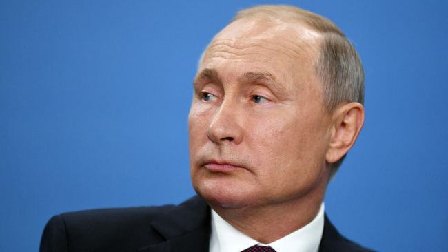 Президент РФ Владимир Путин проводит встречу с представителями общественности по вопросам развития Дальнего Востока Президент РФ Владимир Путин проводит встречу с представителями общественности по вопросам развития Дальнего Востока