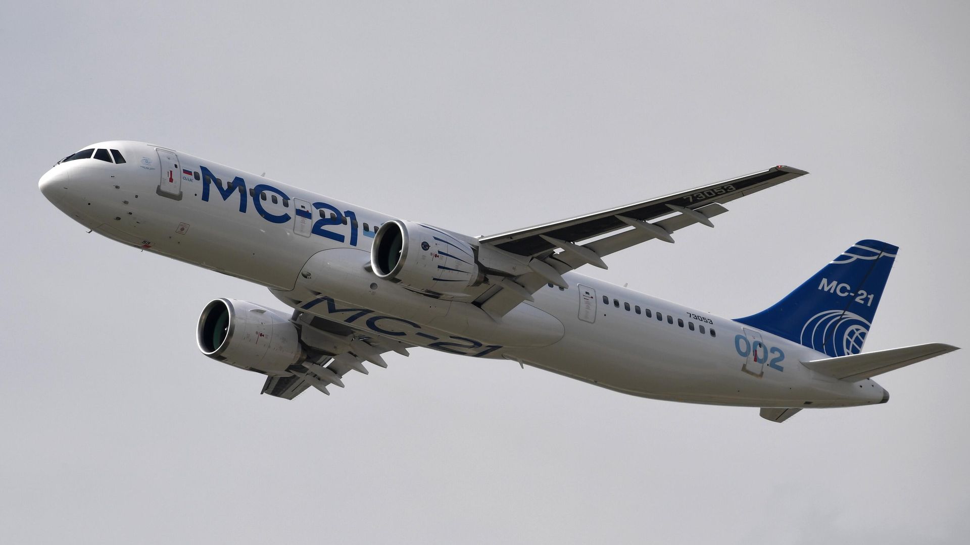 Российский среднемагистральный пассажирский самолёт МС-21-300 выполняет демонстрационный полет на Международном авиационно-космическом салоне МАКС-2019 в подмосковном Жуковском Российский среднемагистральный пассажирский самолёт МС-21-300 выполняет демонстрационный полет на Международном авиационно-космическом салоне МАКС-2019 в подмосковном Жуковском - РИА Новости, 1920, 24.09.2020