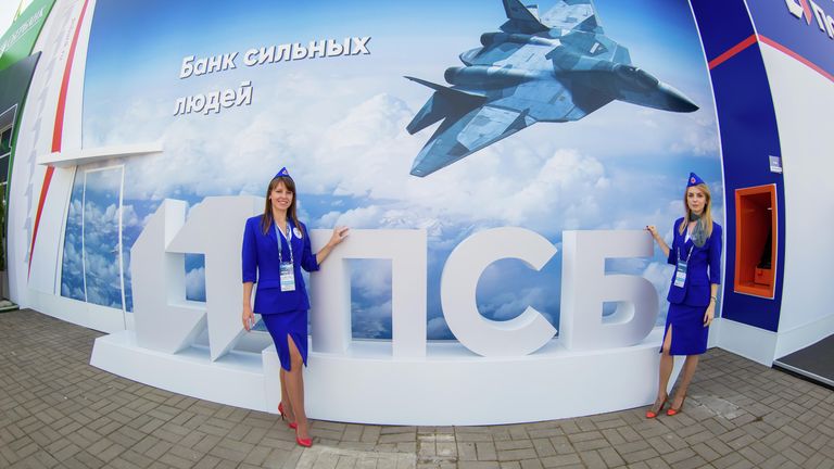 Стенд-шале ПСБ банка на территории авиасалона МАКС-2019