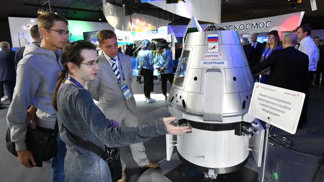 Макет российского пилотируемого транспортного корабля Федерация Макет российского пилотируемого транспортного корабля Федерация