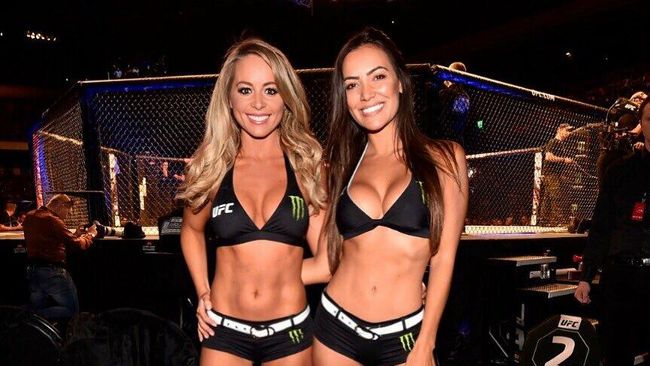 Октагон-герлз UFC Карли Бейкер (слева) и Люсиана Андраде Октагон-герлз UFC Карли Бейкер (слева) и Люсиана Андраде