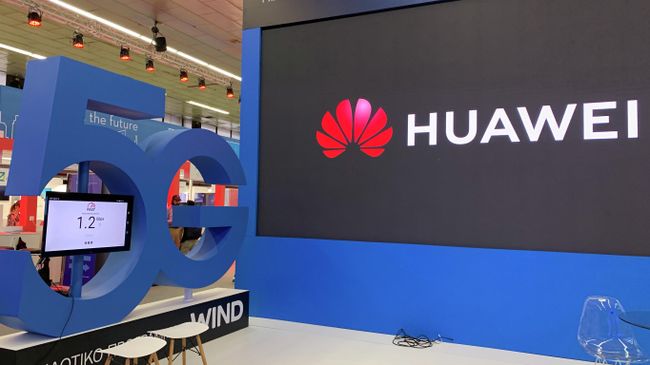 Стенд компании Huawei с презентацией сетей 5G