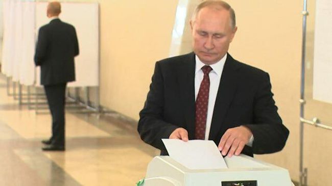 Выборы в Мосгордуму: как проголосовал Путин Выборы в Мосгордуму: как проголосовал Путин
