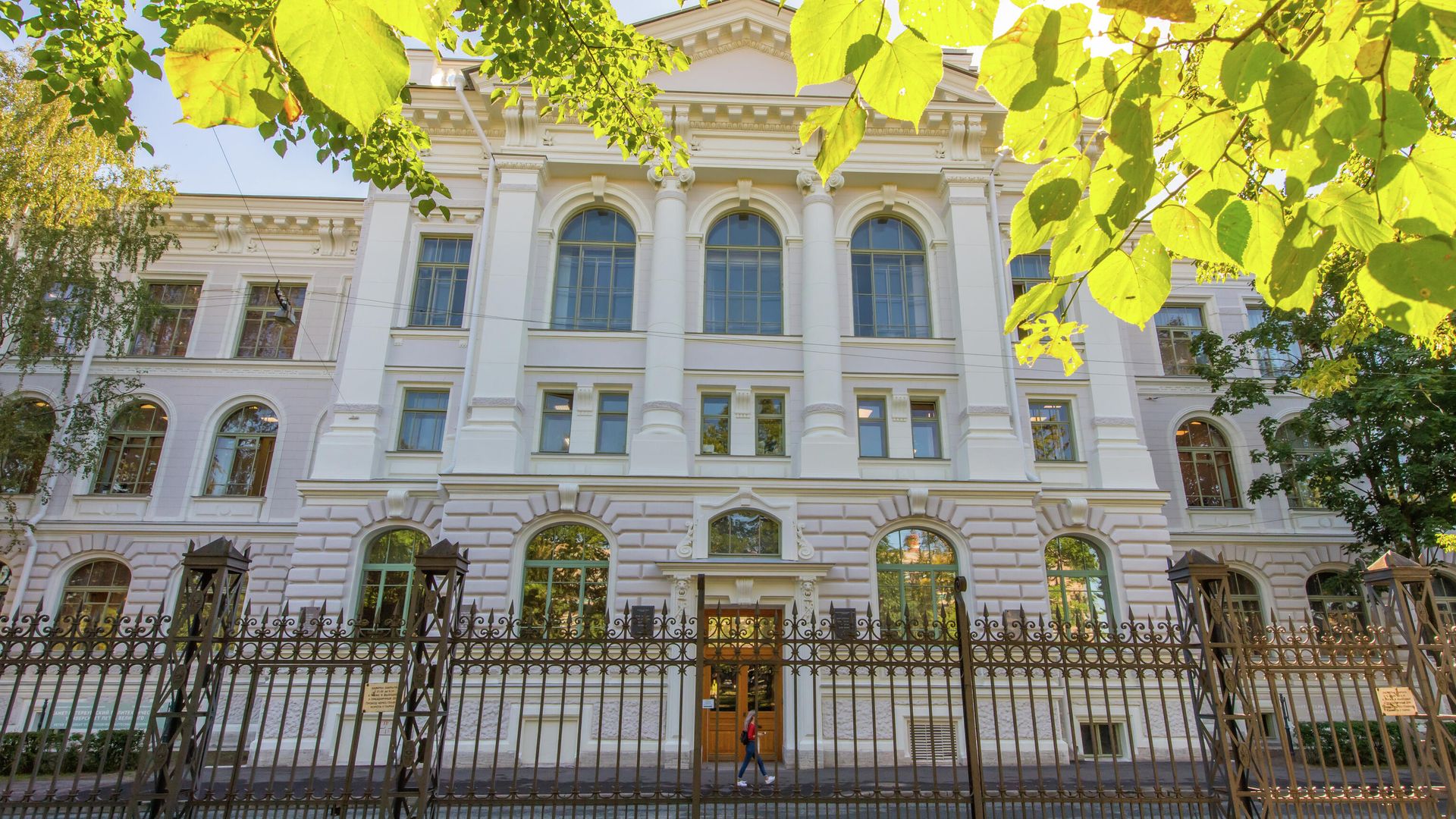 Здание Санкт-Петербургского политехнического университета Петра Великого Здание Санкт-Петербургского политехнического университета Петра Великого - РИА Новости, 1920, 03.10.2023