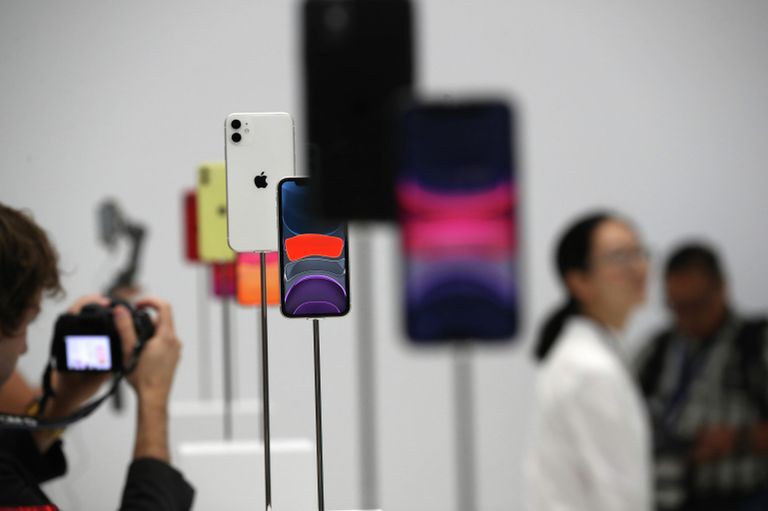 Телефоны iPhone 11 на презентации новинок компании Apple