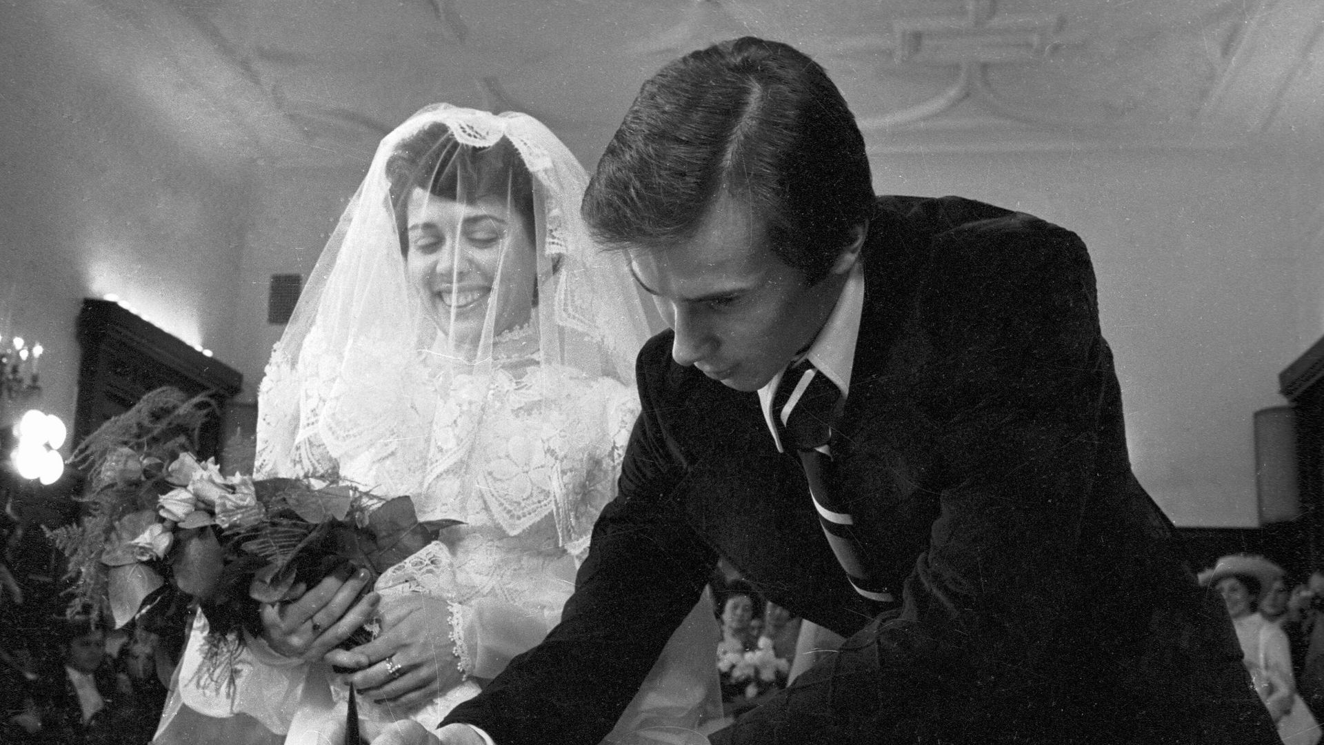 Ирина Роднина и Александр Зайцев в день бракосочетания. Ирина Роднина и Александр Зайцев в день бракосочетания. - РИА Новости, 1920, 16.06.2022