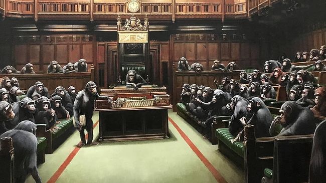 Картина британского стрит-арт художника Бэнкси Devolved Parliament Картина британского стрит-арт художника Бэнкси Devolved Parliament