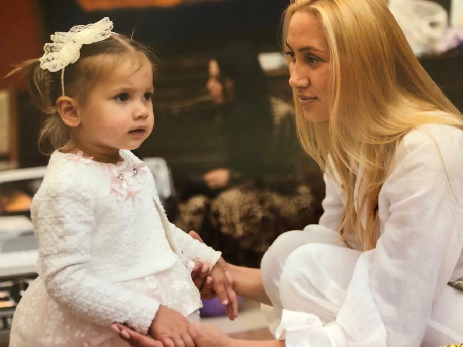 Алина и Палина Буре в галерее Зураба Церетели. 2017 год Алина и Палина Буре в галерее Зураба Церетели. 2017 год