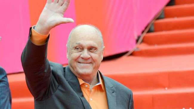Режиссер Владимир Меньшов Режиссер Владимир Меньшов