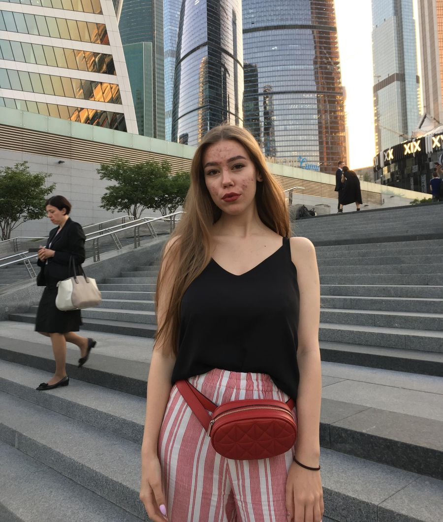 Лера Перевозникова Лера Перевозникова