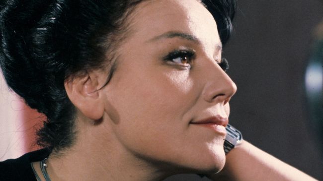 Оперная певица Ирина Богачева Оперная певица Ирина Богачева