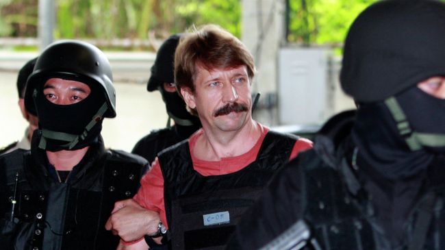 Арест Виктора Бута в Таиланде. 2010 год Арест Виктора Бута в Таиланде. 2010 год