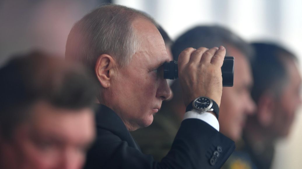 Путин наблюдал за учениями "Центр-2026" на полигоне "Чебаркульский"