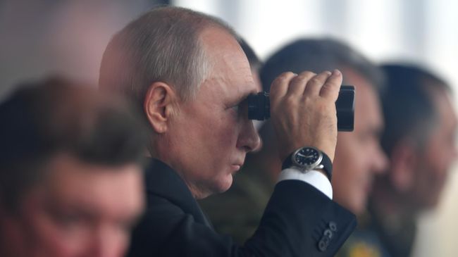 Путин наблюдал за учениями "Центр-2026" на полигоне "Чебаркульский"