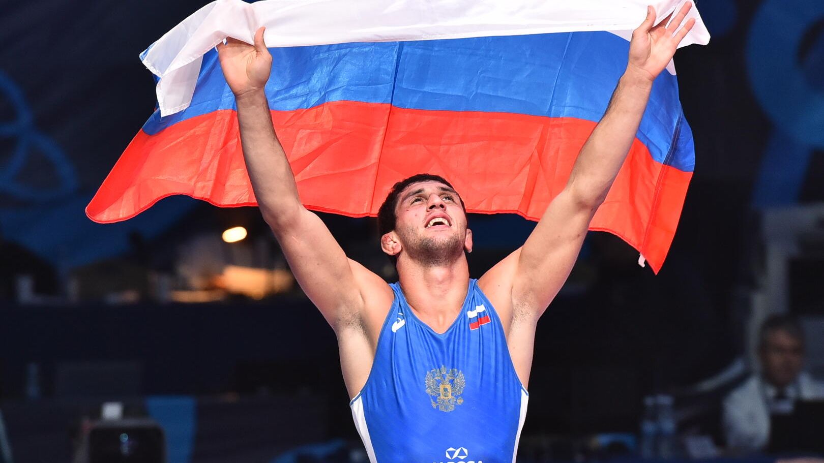 Заурбек Сидаков (Россия) радуется победе в финальном поединке соревнований по вольной борьбе среди мужчин в весовой категории до 74 кг против Франка Чамисо Маркеса (Италия) на чемпионате мира в Казахстане. - РИА Новости, 1920, 05.10.2022