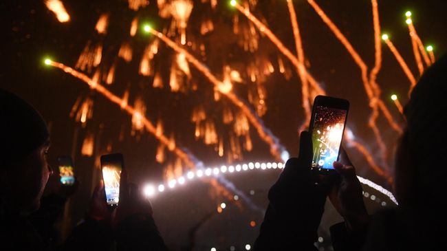 Посетители на закрытии фестиваля Круг света 2019 в Москве