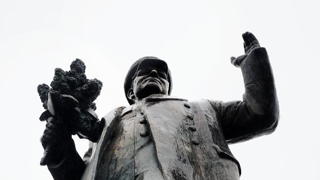 Памятник Маршалу Коневу в Праге Памятник Маршалу Коневу в Праге