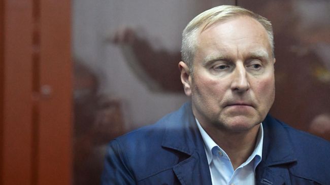 Первый заместитель начальника Главного управления по обеспечению охраны общественного порядка МВД генерал-майор Александр Мельников в суде
