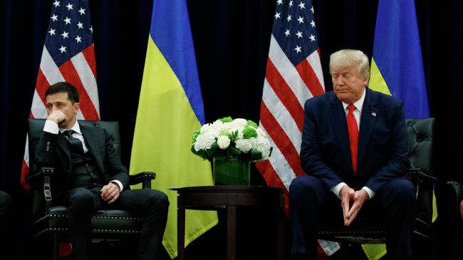 Президент Украины Владимир Зеленский и президент США Дональд Трамп Президент Украины Владимир Зеленский и президент США Дональд Трамп