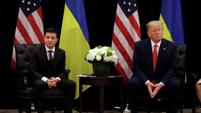 Президент Украины Владимир Зеленский и президент США Дональд Трамп Президент Украины Владимир Зеленский и президент США Дональд Трамп