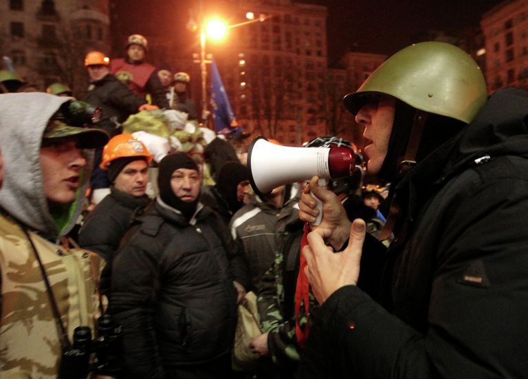 Андрей Парубий во время протестов в Киеве. 2014 год Андрей Парубий во время протестов в Киеве. 2014 год
