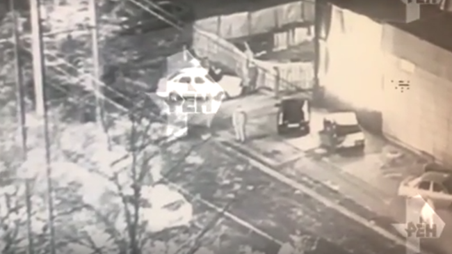 Драка со стрельбой в московском клубе попала на видео Драка со стрельбой в московском клубе попала на видео