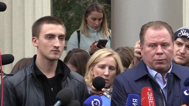 Комментарии Павла Устинова и его адвоката после заседания суда Комментарии Павла Устинова и его адвоката после заседания суда
