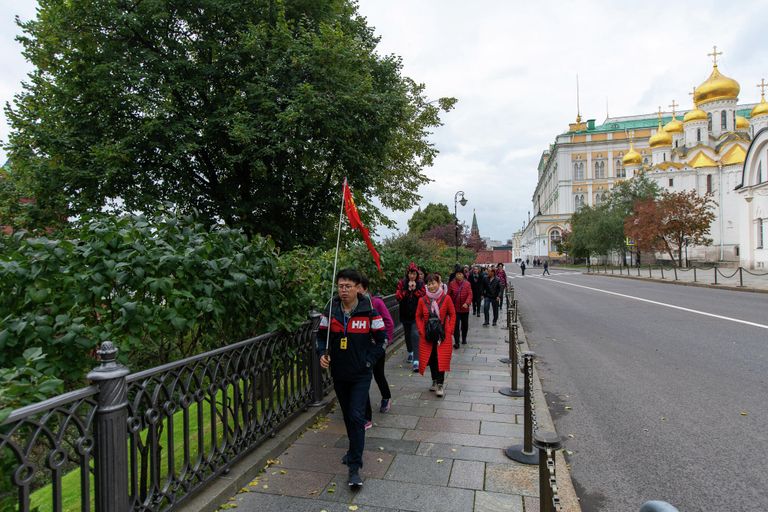 В Кремле у Тайницкого сада. 2019 год