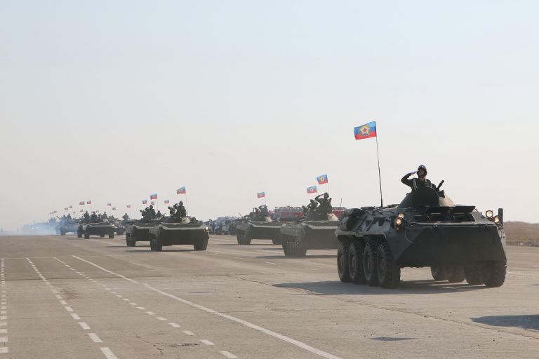 Репетиция парада в честь пятилетия образования Народной милиции ЛНР