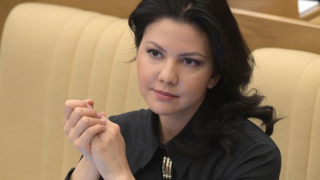Член комитета Государственной Думы РФ по вопросам семьи, женщин и детей Инга Юмашева Член комитета Государственной Думы РФ по вопросам семьи, женщин и детей Инга Юмашева