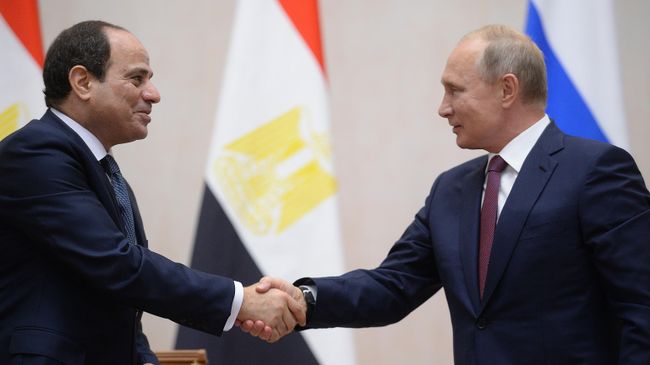 Президент РФ Владимир Путин и президент Арабской Республики Египет Абдель Фаттах ас-Сиси Президент РФ Владимир Путин и президент Арабской Республики Египет Абдель Фаттах ас-Сиси