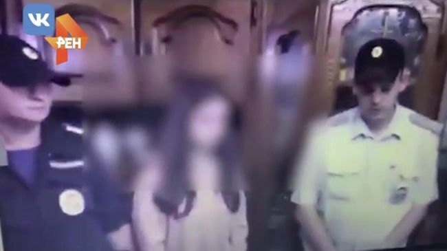 Кадр из видео следственного эксперимента с участием сестер Хачатурян Кадр из видео следственного эксперимента с участием сестер Хачатурян