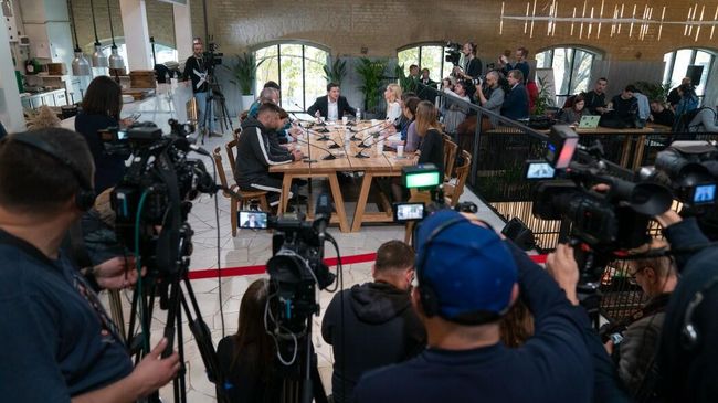 Пресс-марафон с Президентом Украины Владимиром Зеленским Пресс-марафон с Президентом Украины Владимиром Зеленским