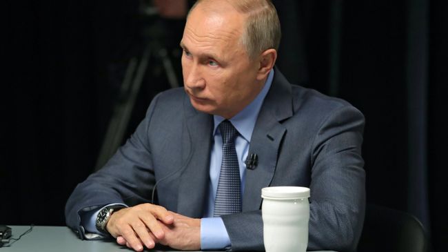 Президент РФ Владимир Путин дает интервью телеканалам RT Arabic, Sky News и Al Arabiya Президент РФ Владимир Путин дает интервью телеканалам RT Arabic, Sky News и Al Arabiya