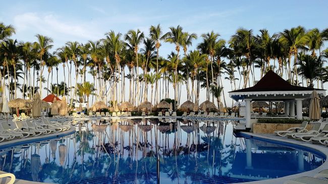 Доминикана. Бассейн в отеле Grand Bahia Principe LaRomana 5* Доминикана. Бассейн в отеле Grand Bahia Principe LaRomana 5*