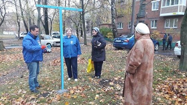 Депутат Тульской городской Думы Олег Погорелов оборудовал площадку для сушки белья Депутат Тульской городской Думы Олег Погорелов оборудовал площадку для сушки белья