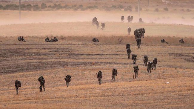 Турецкие военные в районе Манбиджа, Сирия Турецкие военные в районе Манбиджа, Сирия