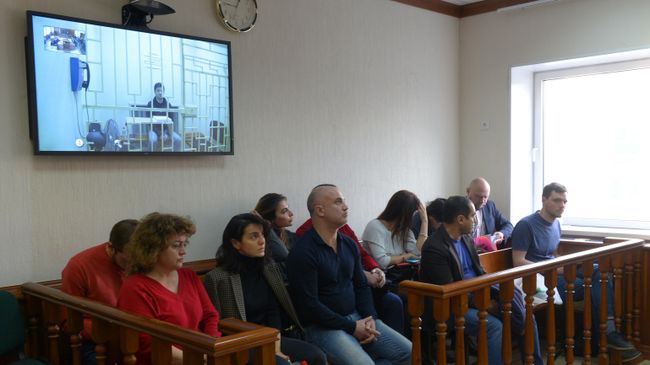 Рассмотрения апелляционной жалобы на арест заместителя гендиректора Аэрофлота Владимира Александрова, обвиняемого в крупном мошенничестве. 16 октября 2019 Рассмотрения апелляционной жалобы на арест заместителя гендиректора Аэрофлота Владимира Александрова, обвиняемого в крупном мошенничестве. 16 октября 2019