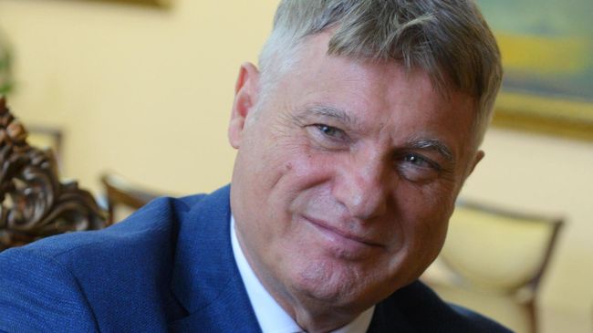 Посол Республики Сербия в Российской Федерации Мирослав Лазански во время интервью в Москве