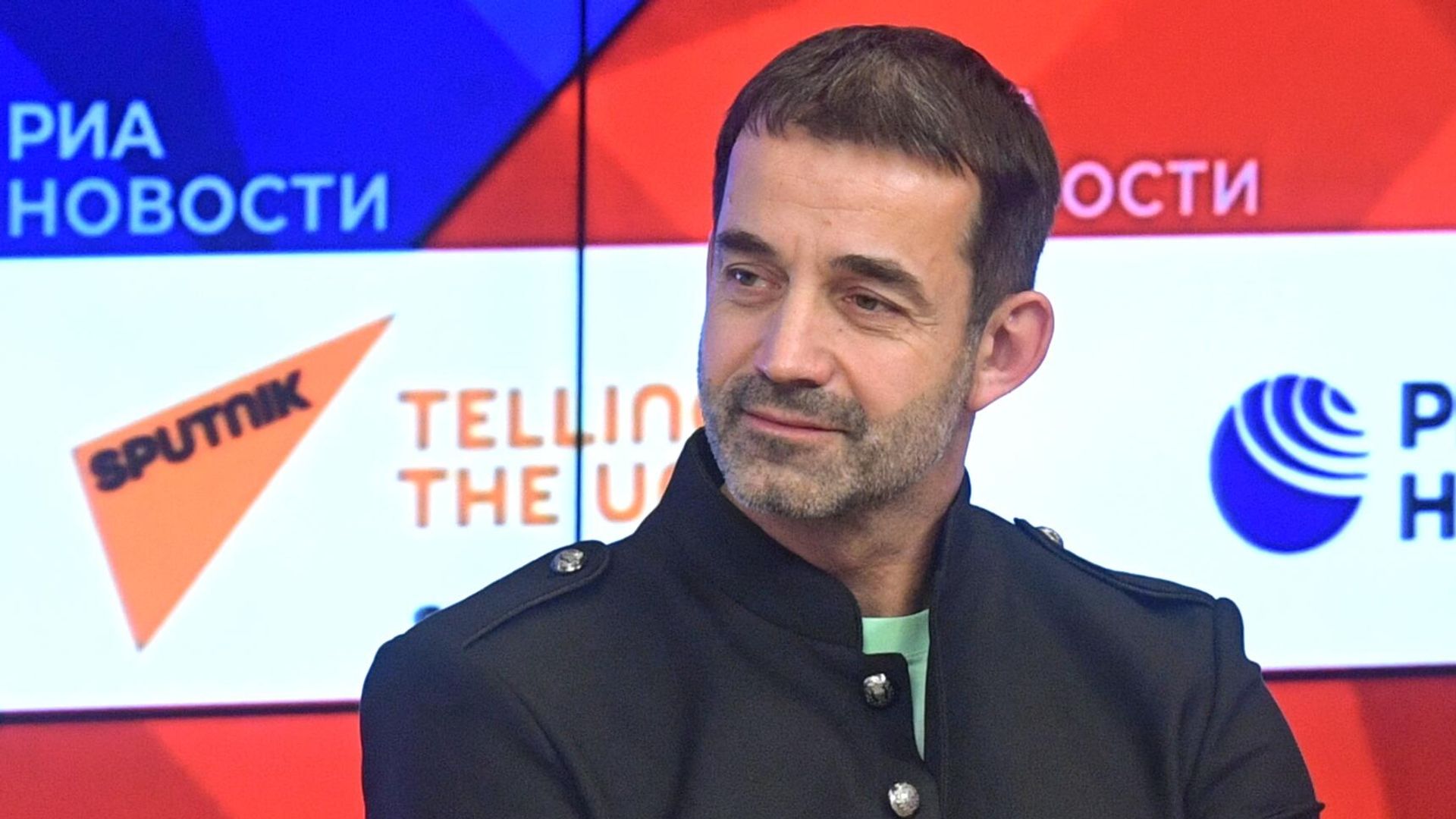 Актер Дмитрий Певцов в Международном мультимедийном пресс-центре МИА Россия сегодня  - РИА Новости, 1920, 26.07.2022