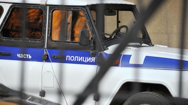 Полицейский автомобиль Полицейский автомобиль