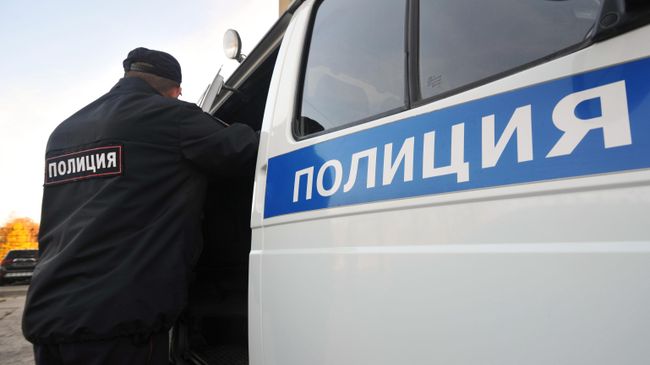 Сотрудник полиции Сотрудник полиции