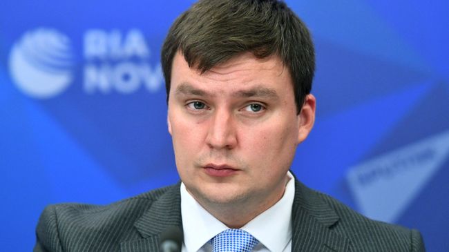 Председатель Совета молодых дипломатов МИД России Константин Колпаков Председатель Совета молодых дипломатов МИД России Константин Колпаков