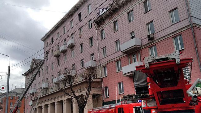 Пожар в шахте лифта многоэтажного дома в Красноярске Пожар в шахте лифта многоэтажного дома в Красноярске