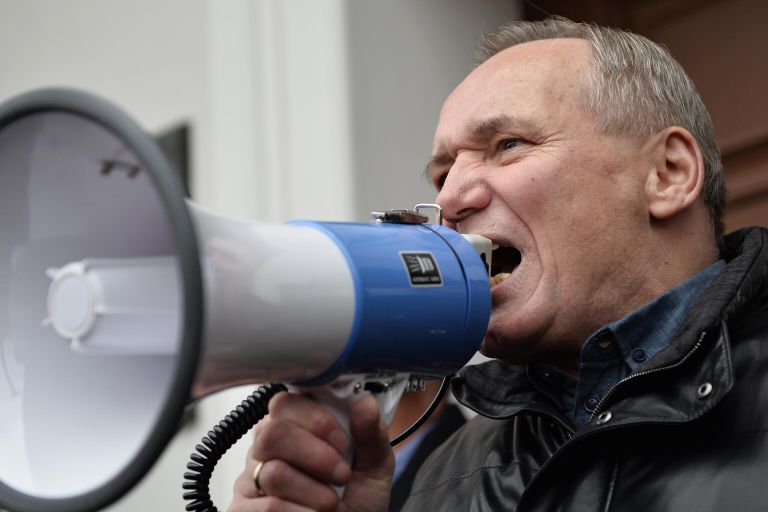 Владимир Некляев на несанкционированном митинге оппозиции в Минске Владимир Некляев на несанкционированном митинге оппозиции в Минске