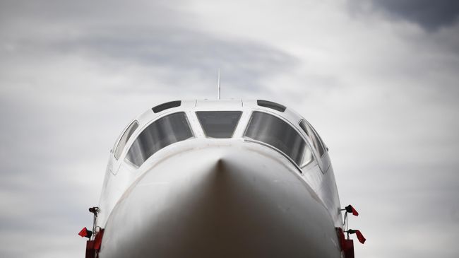 Стратегический бомбардировщик-ракетоносец Ту-160 Стратегический бомбардировщик-ракетоносец Ту-160
