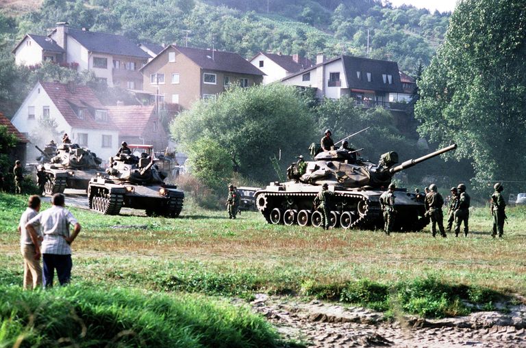 Американские танки во время учений REFORGER '82 в Западной Германии Американские танки во время учений REFORGER '82 в Западной Германии