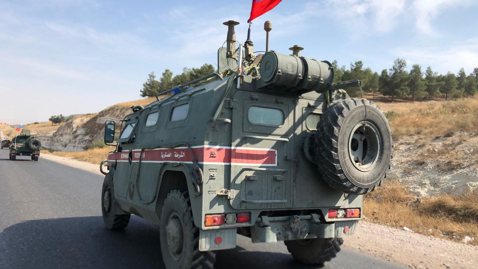 Бронеавтомобили военной полиции РФ на северо-востоке провинции Алеппо в Сирии Бронеавтомобили военной полиции РФ на северо-востоке провинции Алеппо в Сирии - РИА Новости, 1920, 25.10.2021