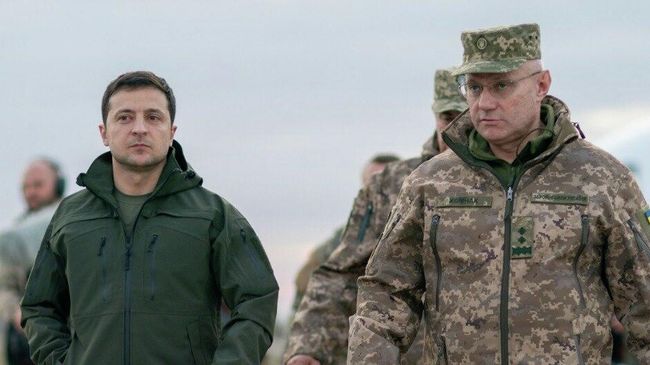 Президент Украины Владимир Зеленский посетил участок разведения сил в Золотом Президент Украины Владимир Зеленский посетил участок разведения сил в Золотом