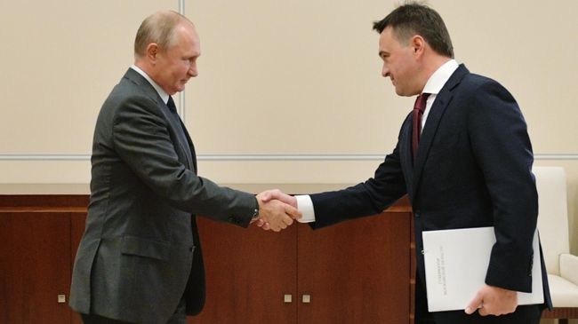 Воробьев поздравил Путина с днем рождения